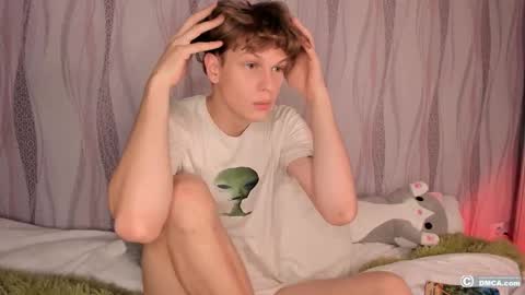 Snapshot of maxim_burn chatting on October 3, 2025, 8:06 pm maxim burn online show from October 3, 2025, 8:06 pm