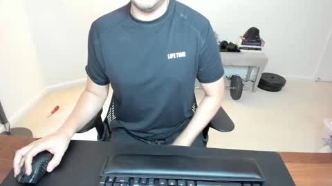 Snapshot of maximal91 chatting on October 23, 2025, 8:29 pm maximal91 online show from October 23, 2025, 8:29 pm