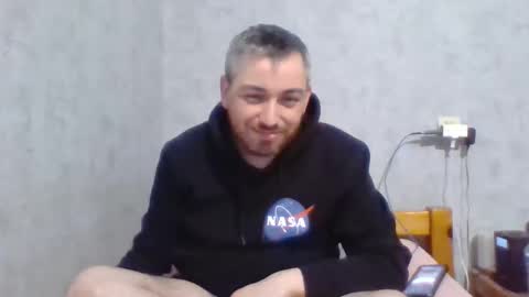 Maxime online show from December 4, 2024, 9:57 pm