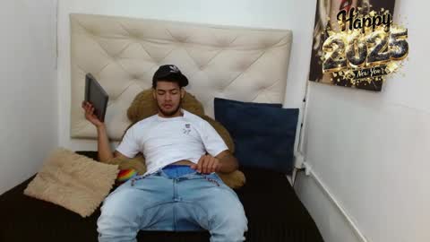 Maximiliano Herrera online show from January 3, 2025, 7:29 pm