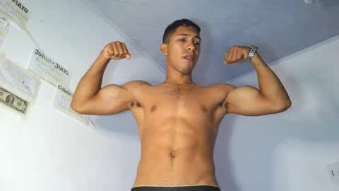 Snapshot of maximo_vega_new chatting on February 14, 2026, 9:44 pm Maximo Aron Vega online show from February 14, 2026, 9:44 pm