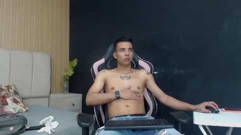 MaximoGray online show from January 15, 2026, 7:50 pm