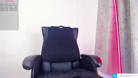 Snapshot of maximoscott_ chatting on March 2, 2025, 7:34 pm Maximoscott online show from March 2, 2025, 7:34 pm