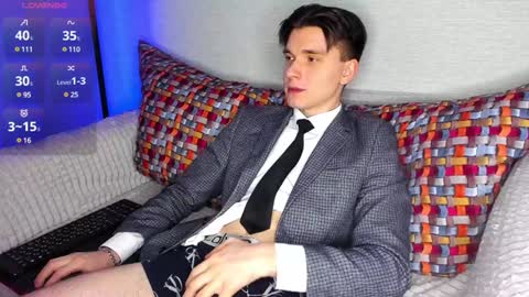 Max online show from January 3, 2025, 3:44 pm