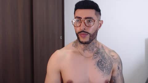Snapshot of maximus_golden chatting on December 18, 2024, 7:47 am Independent Model online show from December 18, 2024, 7:47 am