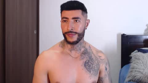 Snapshot of maximus_golden chatting on December 25, 2024, 9:02 am Independent Model online show from December 25, 2024, 9:02 am