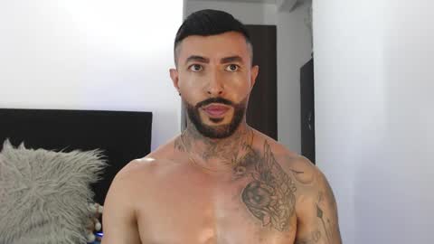Snapshot of maximus_golden chatting on May 18, 2026, 4:07 am Independent Model online show from May 18, 2026, 4:07 am