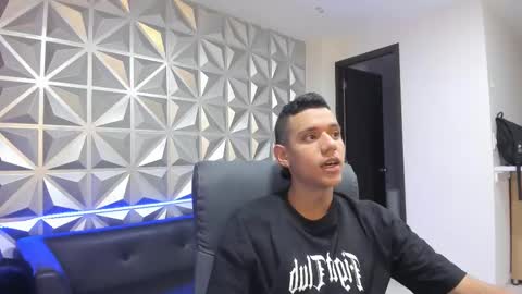 Maximus online show from January 2, 2025, 7:07 pm