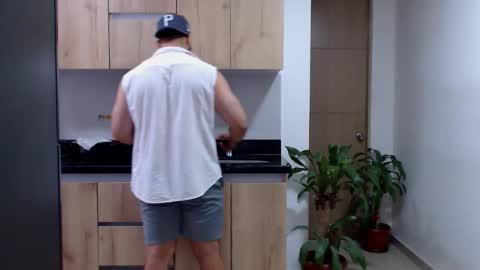 maximus online show from February 1, 2026, 8:18 pm