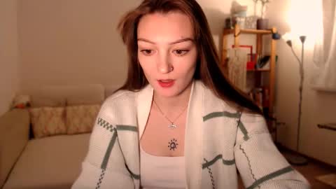 Maxine online show from November 13, 2025, 11:53 am