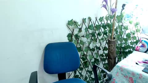 maxinesex_ online show from January 10, 2025, 8:04 pm