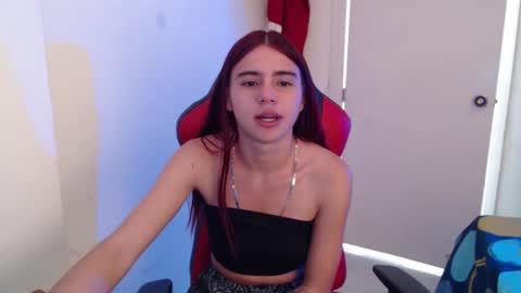 maxinesex_ online show from January 7, 2026, 1:35 pm