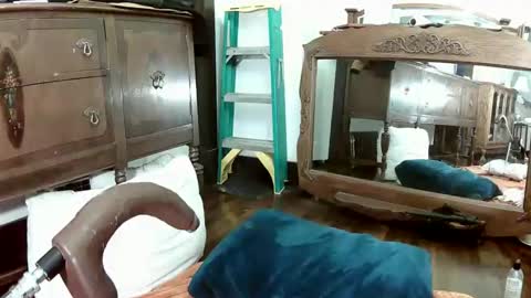 maxjr8008 online show from February 15, 2026, 7:51 am