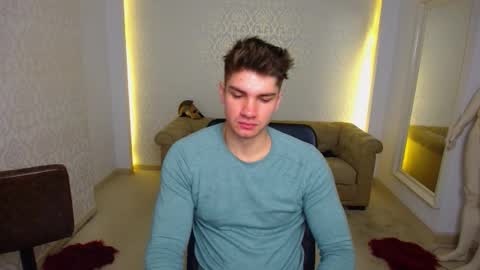 MaxKaiden online show from January 18, 2026, 6:17 am