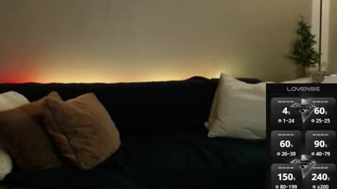 MaxRouger online show from November 29, 2025, 11:52 pm