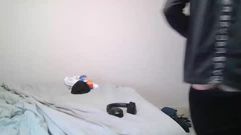 Max Ryder online show from November 24, 2025, 7:08 am