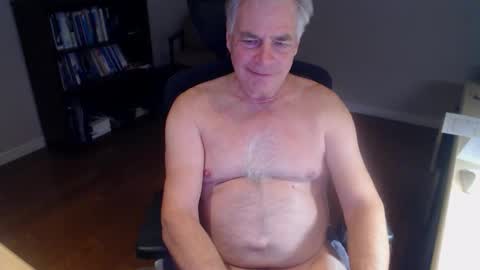 maxsterize2 online show from January 11, 2026, 4:39 am