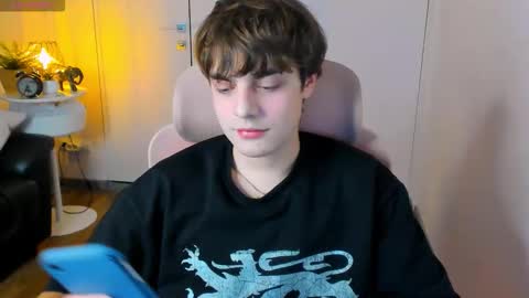 Snapshot of maxvibee chatting on February 28, 2026, 7:59 pm Max online show from February 28, 2026, 7:59 pm