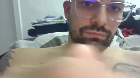 Max online show from November 15, 2025, 3:52 pm