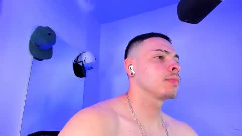 MAX online show from September 16, 2025, 3:24 pm