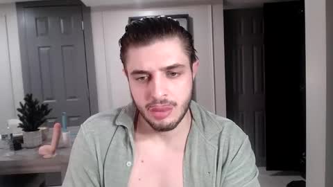 maxx2fun online show from December 17, 2025, 5:02 am