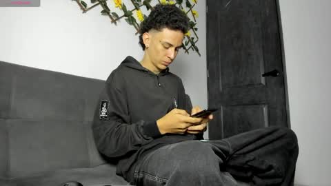 Max online show from April 6, 2026, 2:09 am