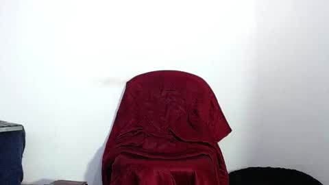 airam miller online show from January 8, 2026, 5:48 pm