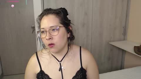 May online show from October 10, 2025, 11:26 pm