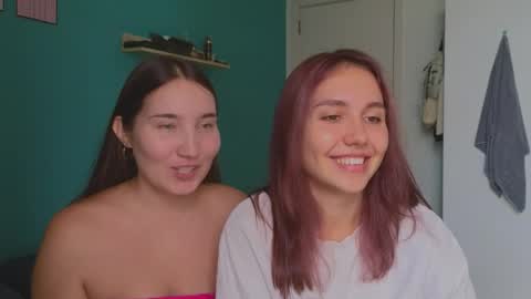 Snapshot of may_dani chatting on May 8, 2026, 7:14 am Dani and May online show from May 8, 2026, 7:14 am