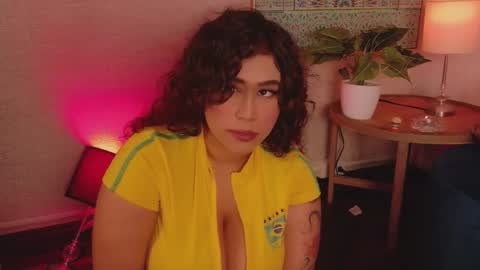 Snapshot of maya_house chatting on February 28, 2026, 4:57 am maya_house online show from February 28, 2026, 4:57 am