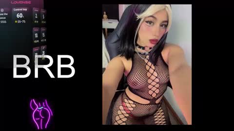 Snapshot of maya_rivers chatting on February 12, 2026, 4:18 am Maya online show from February 12, 2026, 4:18 am