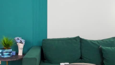 Snapshot of maya_rogerss chatting on February 26, 2025, 5:28 pm Maya online show from February 26, 2025, 5:28 pm