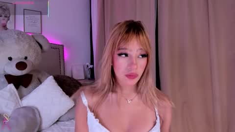 Mayajhons online show from December 18, 2025, 11:38 am