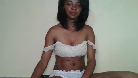 mayalabelle online show from November 20, 2025, 5:18 am