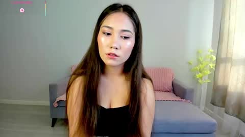 Mia online show from February 17, 2026, 10:45 am