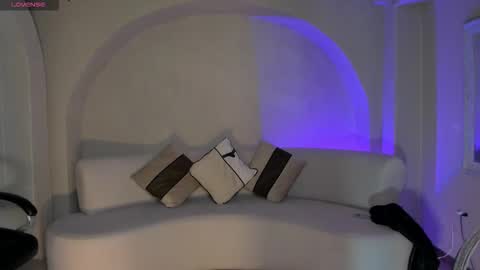 Maya online show from February 25, 2026, 3:49 am