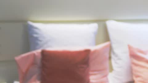 Maya online show from March 14, 2026, 9:42 pm