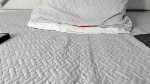 Maybelline69 online show from March 17, 2026, 2:27 am