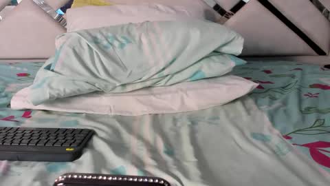 Maybelline69 online show from April 1, 2026, 10:05 am