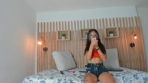 Maye Wells online show from January 12, 2026, 6:57 pm