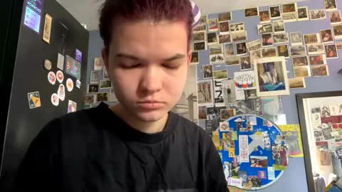 Rose online show from April 14, 2026, 9:26 am