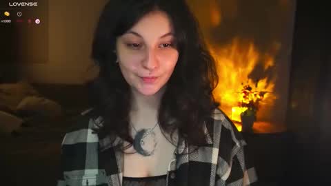 Mary  . online show from October 28, 2025, 6:06 am