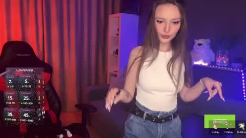 May online show from April 10, 2026, 5:28 pm