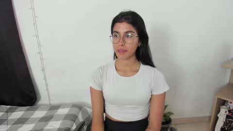 mazikeen_18 online show from October 3, 2025, 11:40 am