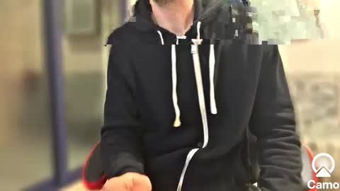 Snapshot of mazza9623 chatting on February 13, 2025, 12:24 am mazza9623 online show from February 13, 2025, 12:24 am