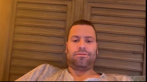 lol online show from November 29, 2025, 4:10 pm