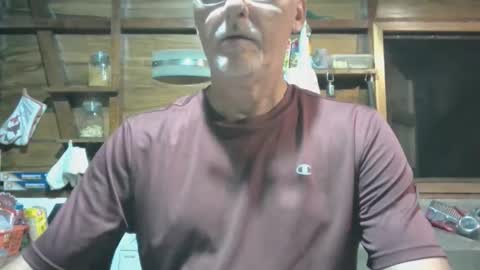 Snapshot of mbravo420 chatting on November 2, 2025, 2:25 am mbravo420 online show from November 2, 2025, 2:25 am