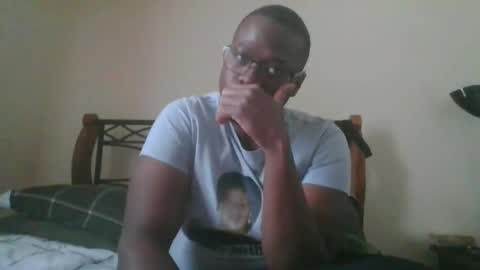 Mark online show from November 30, 2025, 9:30 pm