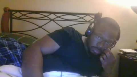 Snapshot of mbsupreme chatting on February 3, 2026, 6:40 am Mark online show from February 3, 2026, 6:40 am