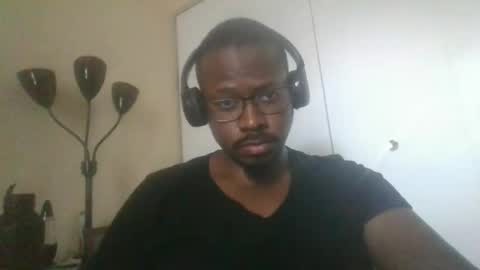 Snapshot of mbsupreme chatting on February 6, 2026, 10:35 pm Mark online show from February 6, 2026, 10:35 pm